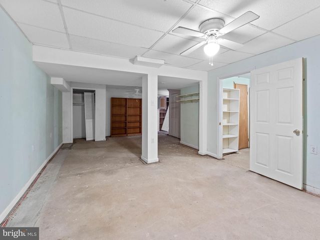 25 ESSEX PL, Newtown, PA 18940