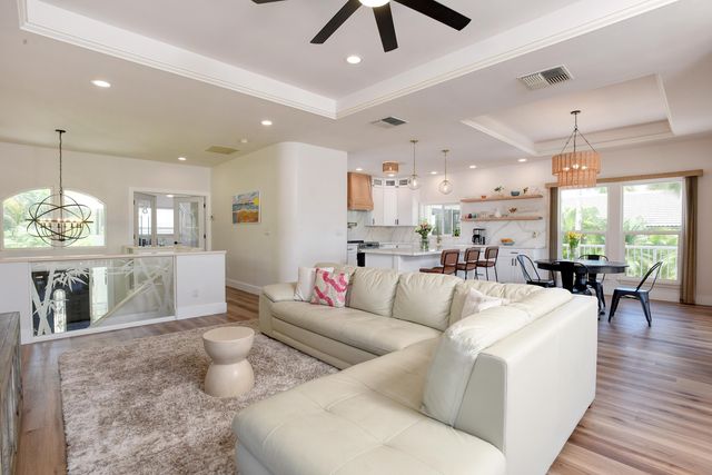 3138 N Noho Loihi Way, Kihei, HI 96753