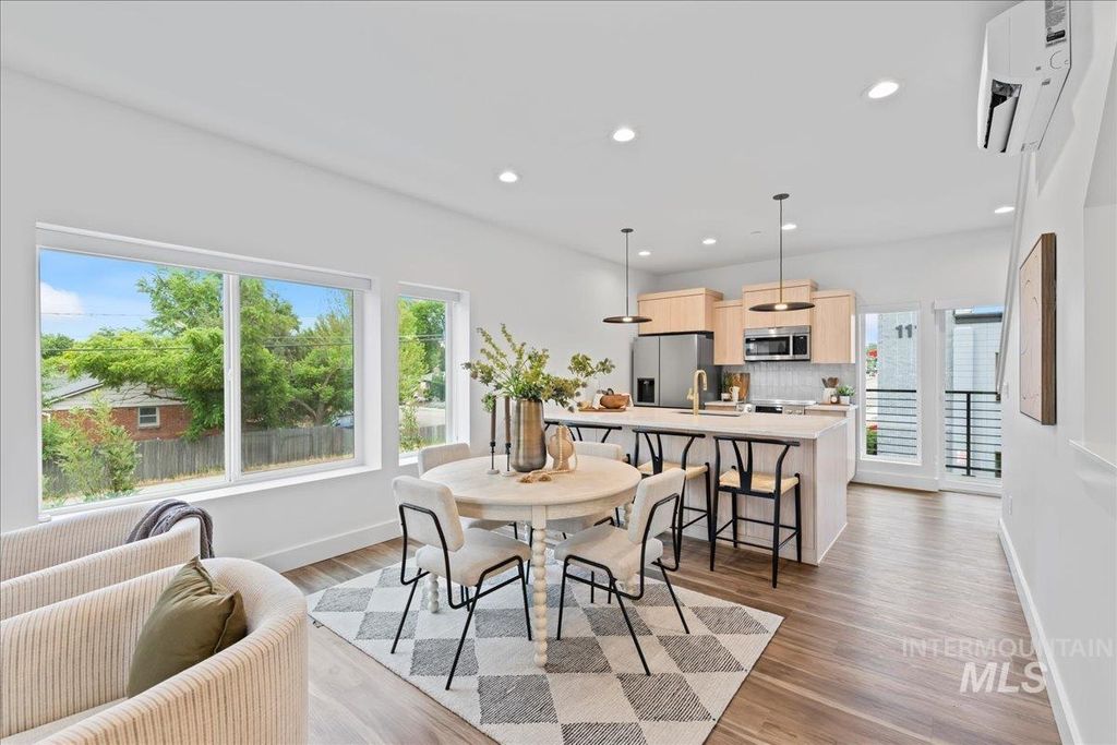 1011 S Orchard St, Boise, ID 83705 photo 3