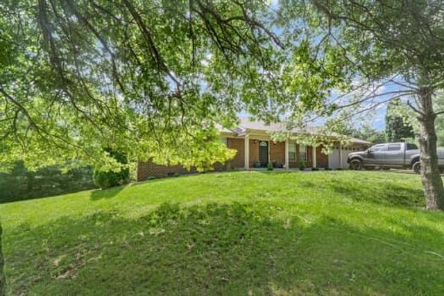 201 Pinecrest Court, Berea, KY 40403