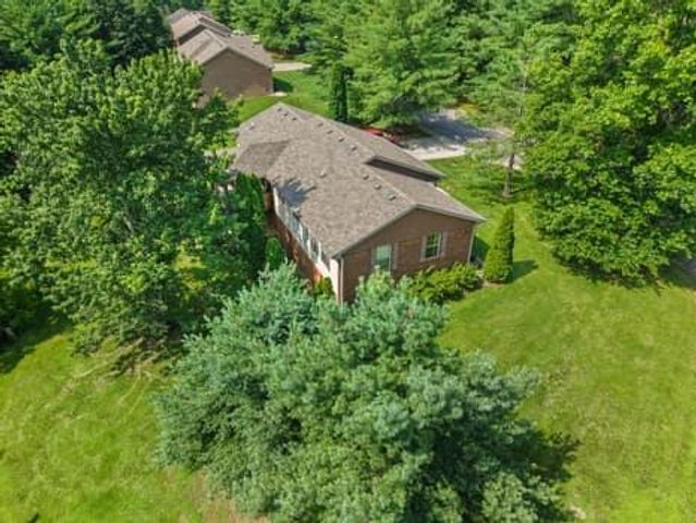 201 Pinecrest Court, Berea, KY 40403