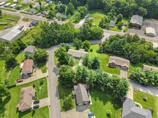 201 Pinecrest Court, Berea, KY 40403