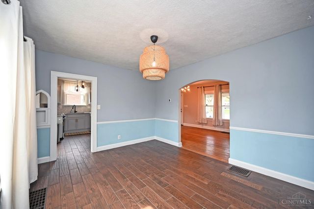 2610 Shroyer Road, Oakwood, OH 45419