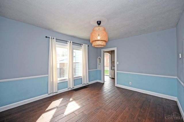 2610 Shroyer Road, Oakwood, OH 45419