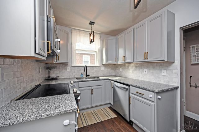 2610 Shroyer Road, Oakwood, OH 45419