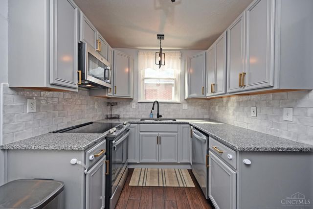 2610 Shroyer Road, Oakwood, OH 45419