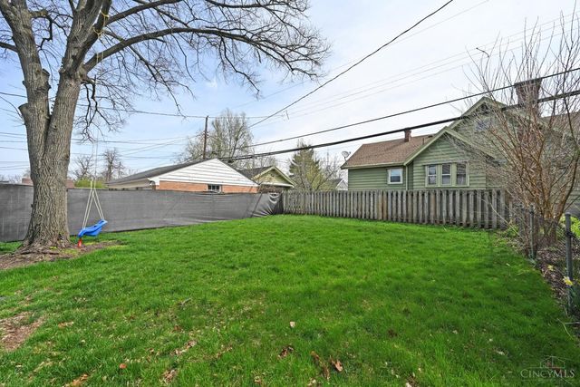 2610 Shroyer Road, Oakwood, OH 45419