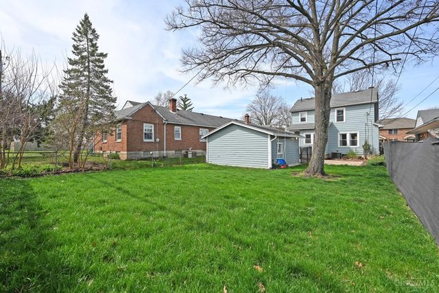 2610 Shroyer Road, Oakwood, OH 45419