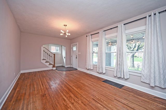 2610 Shroyer Road, Oakwood, OH 45419