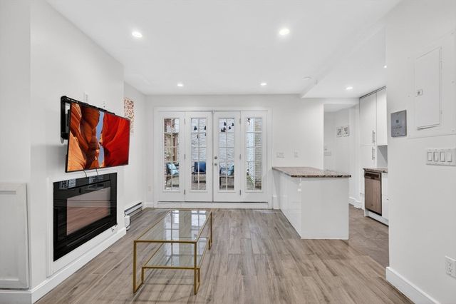 12 Melrose St 1, Boston, MA 02116