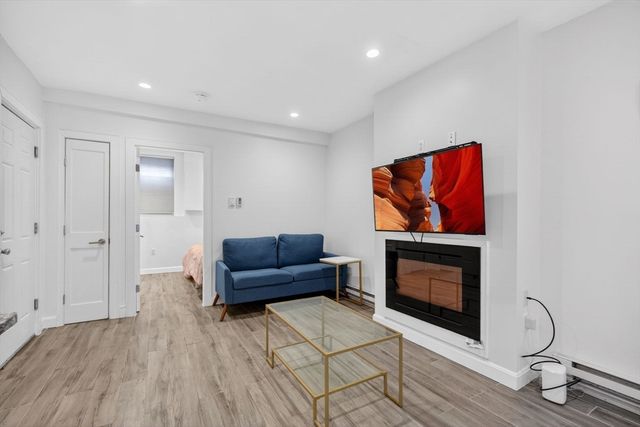 12 Melrose St 1, Boston, MA 02116