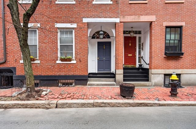12 Melrose St 1, Boston, MA 02116