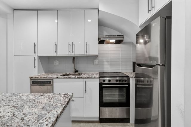 12 Melrose St 1, Boston, MA 02116