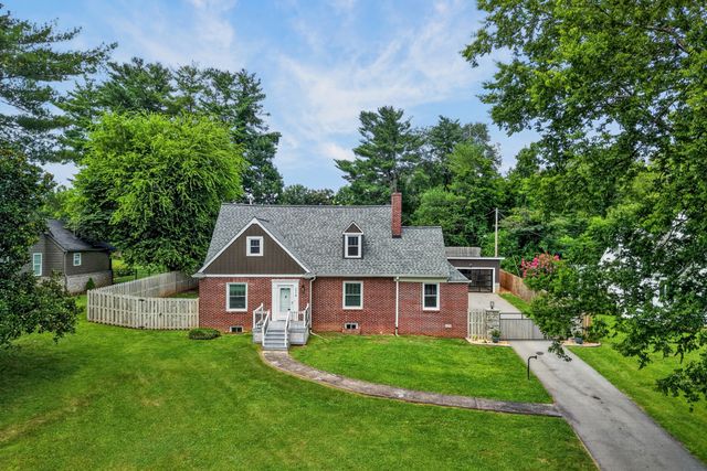 218 Morrison St, Mcminnville, TN 37110