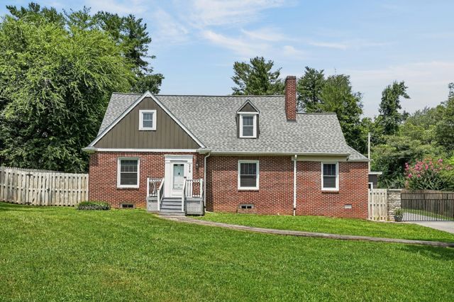 218 Morrison St, Mcminnville, TN 37110