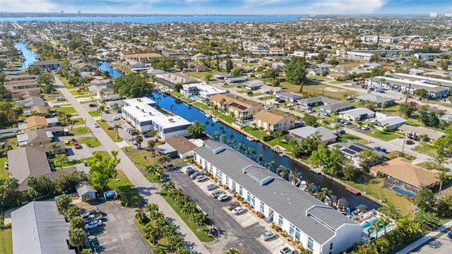 4904 VINCENNES STREET 201, Cape Coral, FL 33904