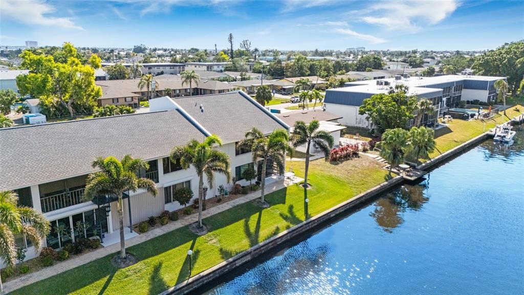 4904 VINCENNES STREET 201, Cape Coral, FL 33904