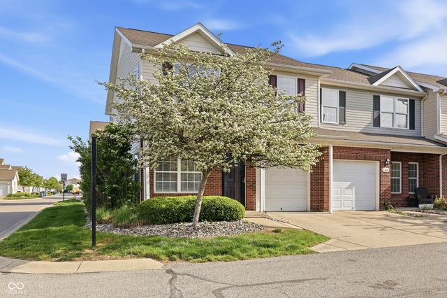 9764 Rolling Plain Drive, Noblesville, IN 46060