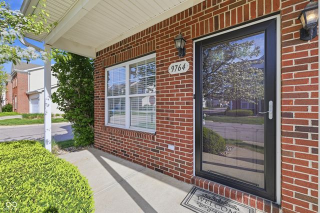 9764 Rolling Plain Drive, Noblesville, IN 46060