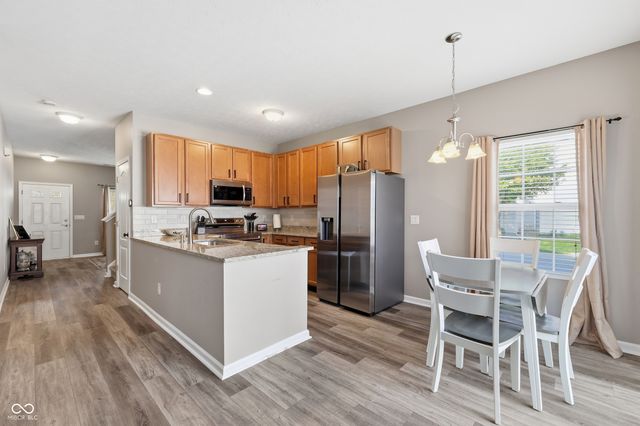 9764 Rolling Plain Drive, Noblesville, IN 46060