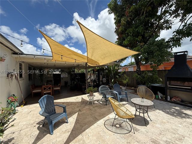 130 NE 123rd St, North Miami, FL 33161