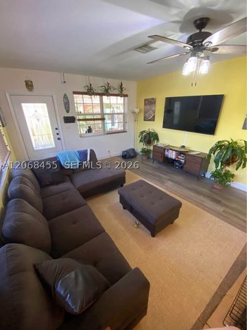 130 NE 123rd St, North Miami, FL 33161