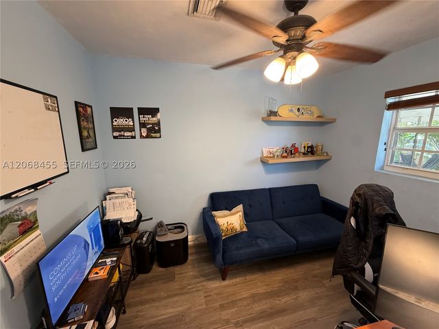 130 NE 123rd St, North Miami, FL 33161