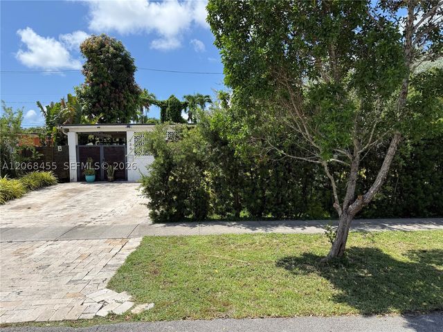 130 NE 123rd St, North Miami, FL 33161