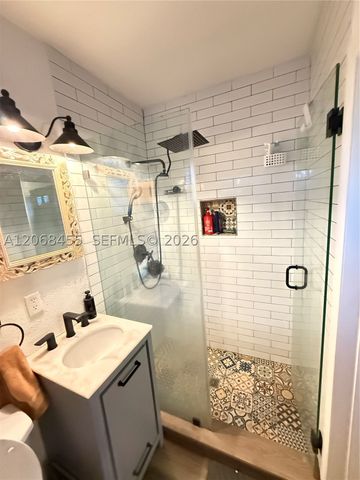 130 NE 123rd St, North Miami, FL 33161
