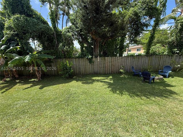 130 NE 123rd St, North Miami, FL 33161