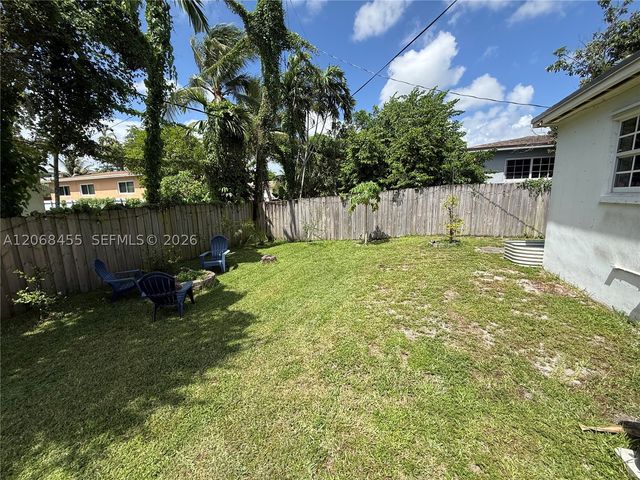 130 NE 123rd St, North Miami, FL 33161
