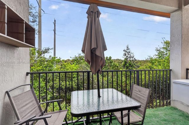 10467 NW 82nd St 11, Doral, FL 33178