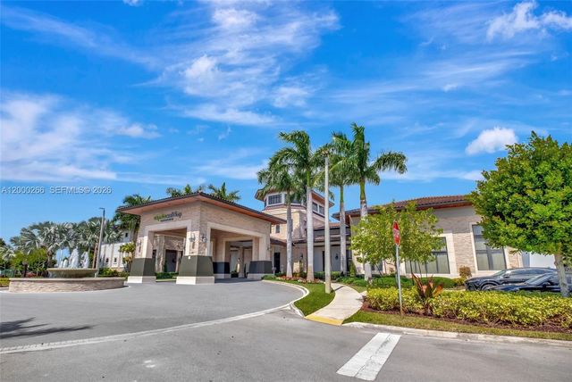 10467 NW 82nd St 11, Doral, FL 33178