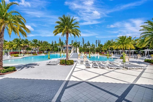 10467 NW 82nd St 11, Doral, FL 33178