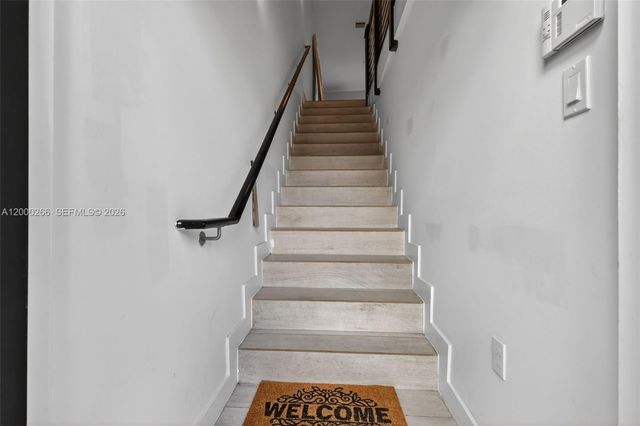 10467 NW 82nd St 11, Doral, FL 33178