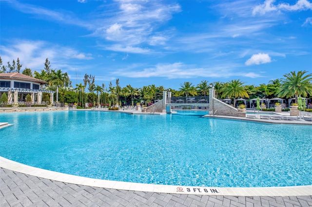 10467 NW 82nd St 11, Doral, FL 33178