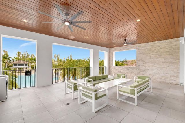 10467 NW 82nd St 11, Doral, FL 33178