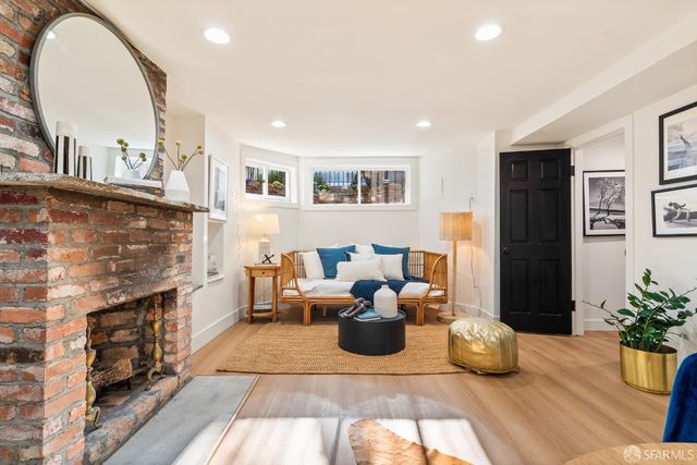 281 Castro Street, San Francisco, CA 94114