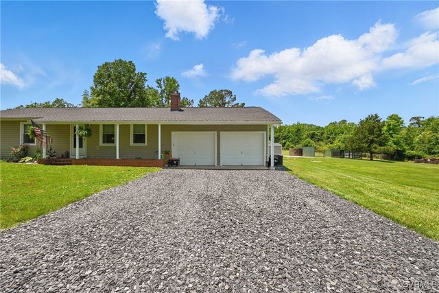 99 Oak Hill Rd, Cumberland, VA 23040