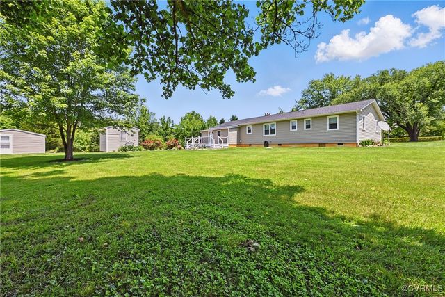 99 Oak Hill Rd, Cumberland, VA 23040