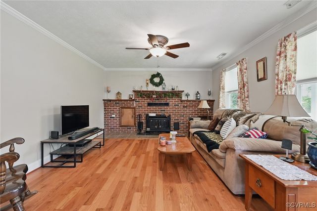 99 Oak Hill Rd, Cumberland, VA 23040