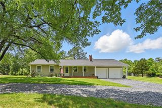 99 Oak Hill Rd, Cumberland, VA 23040