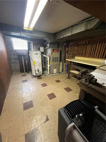 424 N 3rd St, Clairton, PA 15025