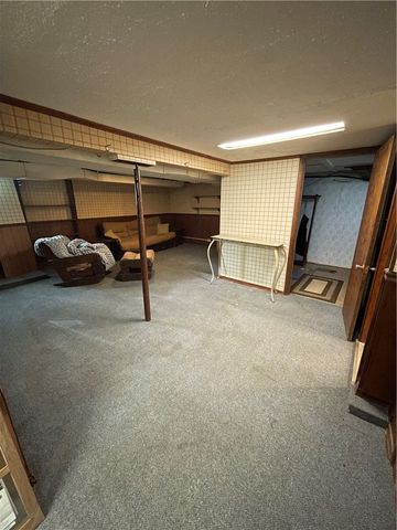 424 N 3rd St, Clairton, PA 15025