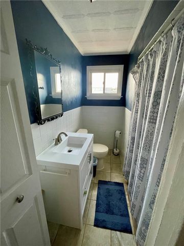 424 N 3rd St, Clairton, PA 15025