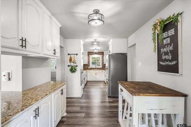 1216 VZ County Road 1211, Canton, TX 75103