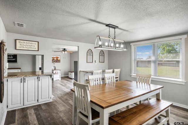 1216 VZ County Road 1211, Canton, TX 75103