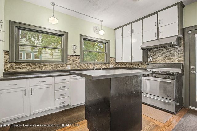 630 Hillcrest Avenue, East Lansing, MI 48823