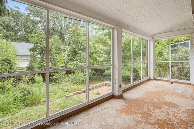 630 Hillcrest Avenue, East Lansing, MI 48823