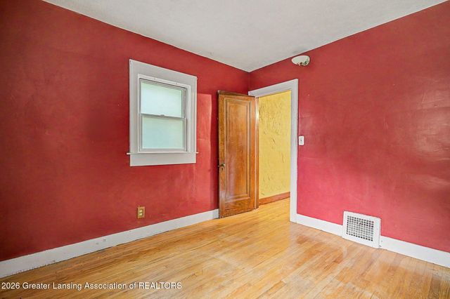 630 Hillcrest Avenue, East Lansing, MI 48823